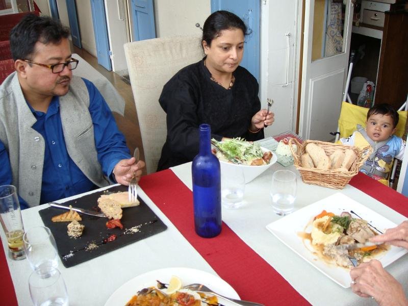 2011-07-19_Debanjan_Brototi_Sunny