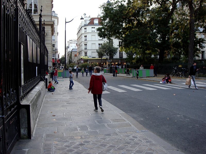 Carreau du Temples, Monsters