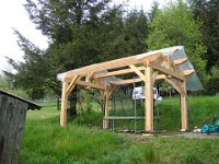 Thérèse a enfin fait installer un abri digne de ce nom.