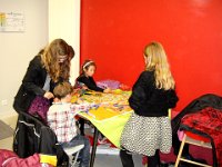 Ou encore le coloriage en commun sur une grande image.