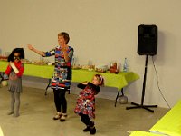 ... vite rejoints par quelques adultes ...