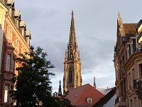Au détour d'une rue, à nouveau la flèche de Saint-Étienne ...