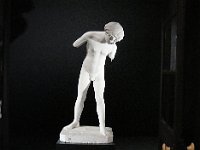 Quelques sculptures et moulages  (Le pêcheur de chavots, plâtre de 1862) ...