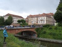 Après le canal,  allons maintenant ...