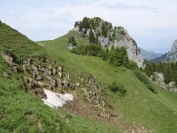 ... avec vue au passage sur un reste de névé.