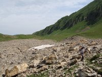 À partir de là, légèrement plus difficile : pierriers et pente plus prononcée.