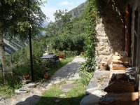 En attendant, nous allons profiter de l'ancienne terrasse ...