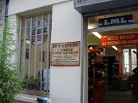 Un réparateur de Vespas, en italien, bien sûr.