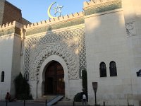 La porte est ouverte, mais le vendredi ...