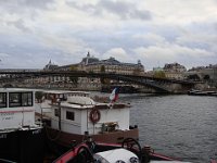 Arrivée au port des Tuileries ...