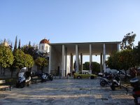 À deux pas de l'hôtel, le premier cimetière d'Athènes a été créé en 1837 par le roi Otton Premier  afin d’accueillir les grecs les plus riches ou les plus célèbres.
