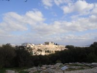 De là, on a un bon panorama sur l'Acropole, ...