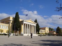 Nous pouvons néanmoins accèder au  palais du Zappeion. C’est ici qu’a été signé l’adhésion de la Grèce à la communauté européenne.