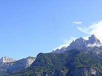 ... on a une belle vue sur les Aiguilles Rouges ...