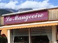 L'arrière-cousin de Martine, Jacques, nous invite ici, avec une de ses petites-filles, Mélanie. Le nom est un peu étrange, ...