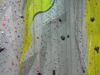 Les voies sont plutôt hautes ...