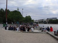 ... pour écouter la musique et admirer les danseurs.