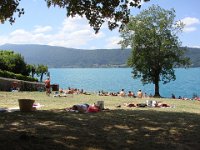 ... avant d'aller profiter de la plage du Plant à Veyrier ...