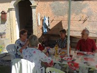 ... pour dîner à l'ombre ...