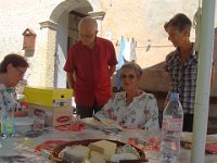 ...Marie-Hélène a sorti sa vaste collection de graines.