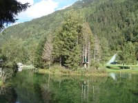 ... autour du petit lac ...