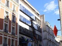 Retour à Paris. Le futur centre de l'audition avance lentement ...