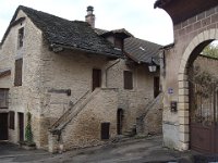 Quelques toits sont encore couverts de lauzes.