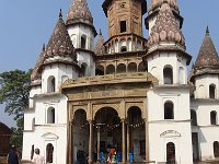 31 - 32 Celui de la déesse Hangseshwari, un des avatars de Kali, construit au début du XIX ème siècle ...