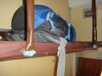 03 Nous avons les couchettes du haut. Inconvénient : la climatisation venant du plafonf, alors qu'il ne fait pas chaud du tout.