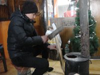 61 ... alimenté tant bien que mal ...