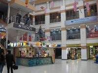 67 Bon, il y a aussi le centre commercial pour touristes que l'on retrouve partout.