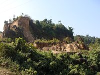 116 Tout près du village, cette formation rocheuse ...