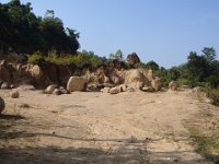 117 ... avec ses blocs éboulés ...