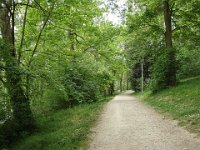 Comme l'écrivait Henry Monnier dans Les Mémoires de M. Joseph Prudhomme : On devrait construire les villes à la campagne, l'air y est plus pur.