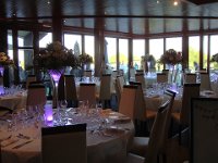 Les tables sont déjà mises ...