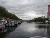 ... et du canal Saint-Martin.