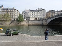 ... et nous ne sommes pas les seuls intrigués.