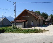 15 ... pour la rituelle photo de la maison d'en face ...