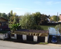 10 Petit arrêt à Saint-Genix, commune la plus occidentale de la Savoie ...
