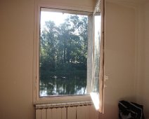 07 Depuis la fenêtre, vue sur le Tarn, ...