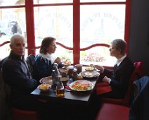 10a ... où l'on peut manger aussi bien autre chose que des crêpes.