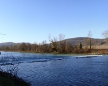 08-10 Sur la route vers Domessin, la classique photo du Rhône. Ici il fait encore grand beau ...