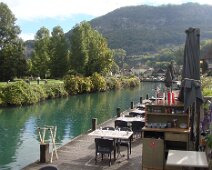 05 Il a été élargi au XIXe siècle pour les bateaux à vapeurs transportant les curistes d'Aix-les-Bains.