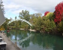 08 La passerelle créée en 1989 par le lycée professionnel Monge à Chambéry (enseignement dans le domaine de la production métallique liée à l'industrie et au...